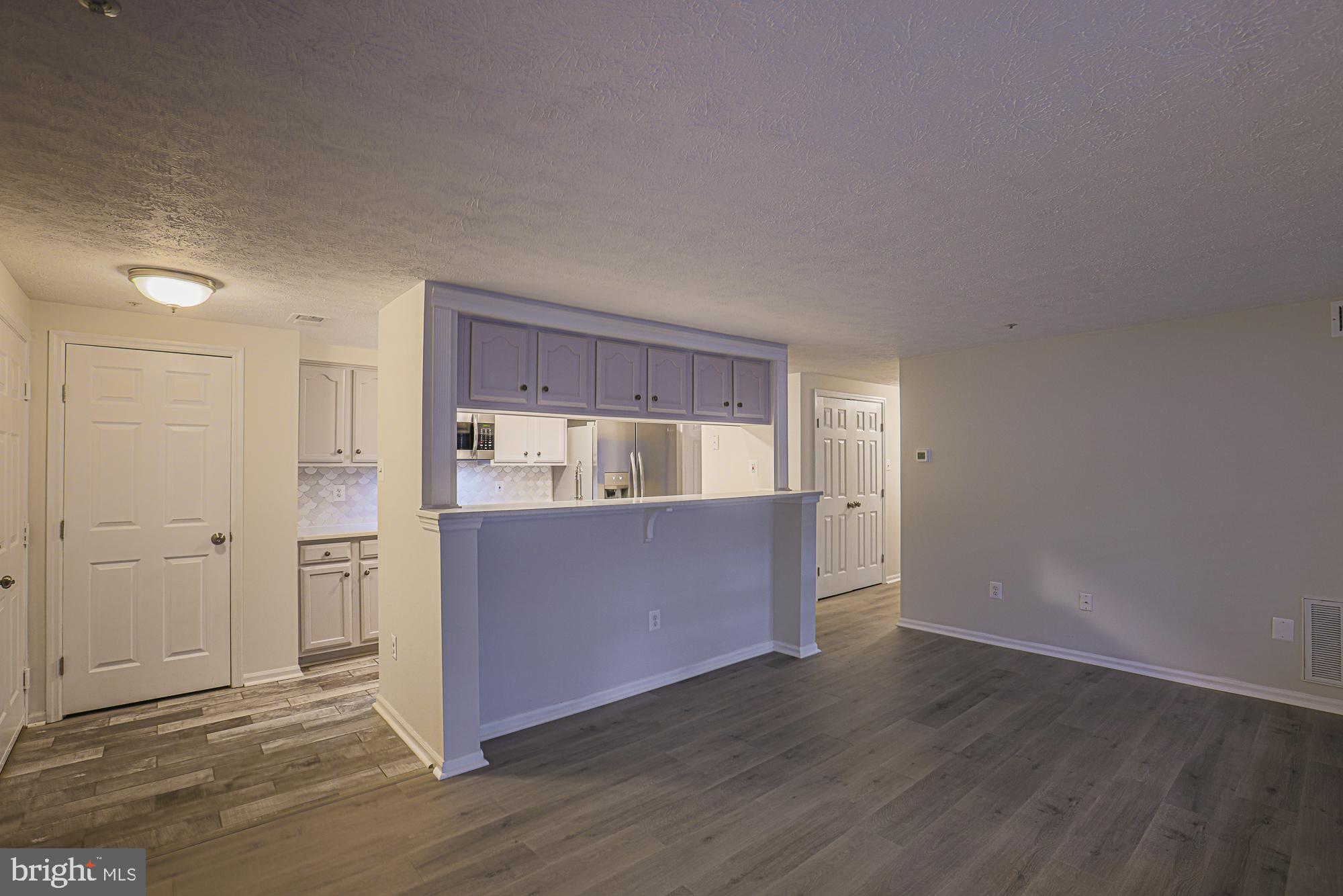 BRENTWOOD MANOR - Residential