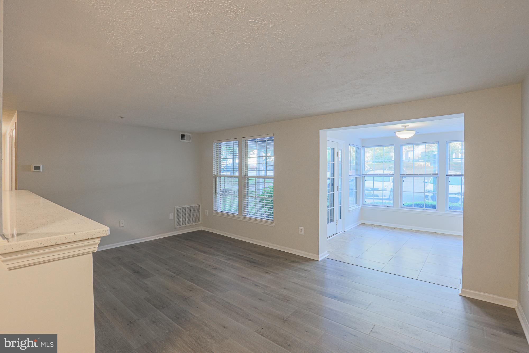 BRENTWOOD MANOR - Residential