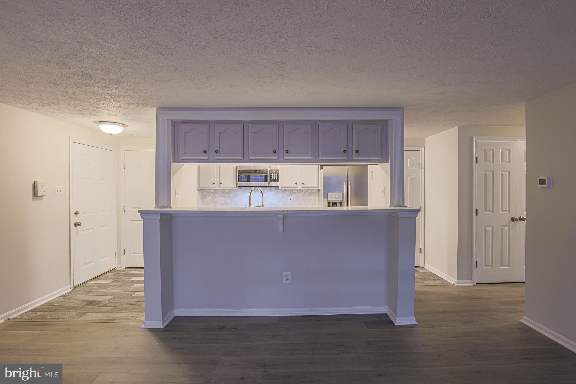 BRENTWOOD MANOR - Residential