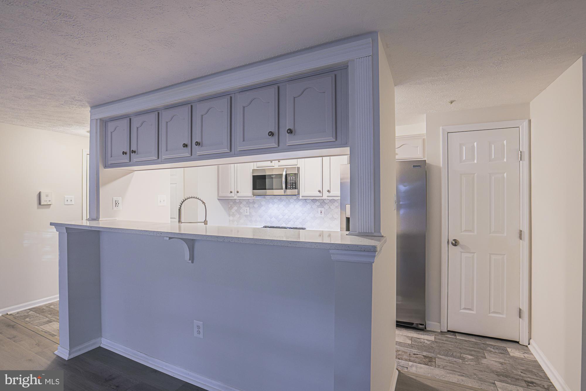 BRENTWOOD MANOR - Residential