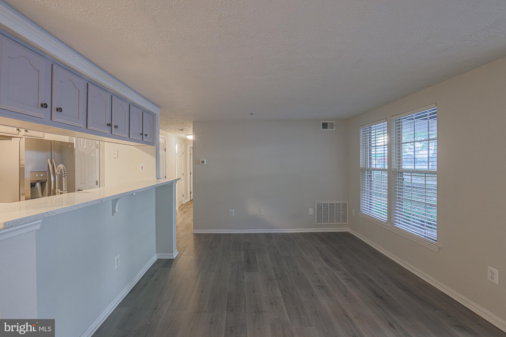 BRENTWOOD MANOR - Residential