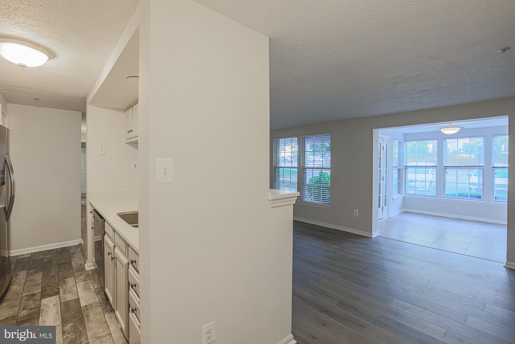 BRENTWOOD MANOR - Residential