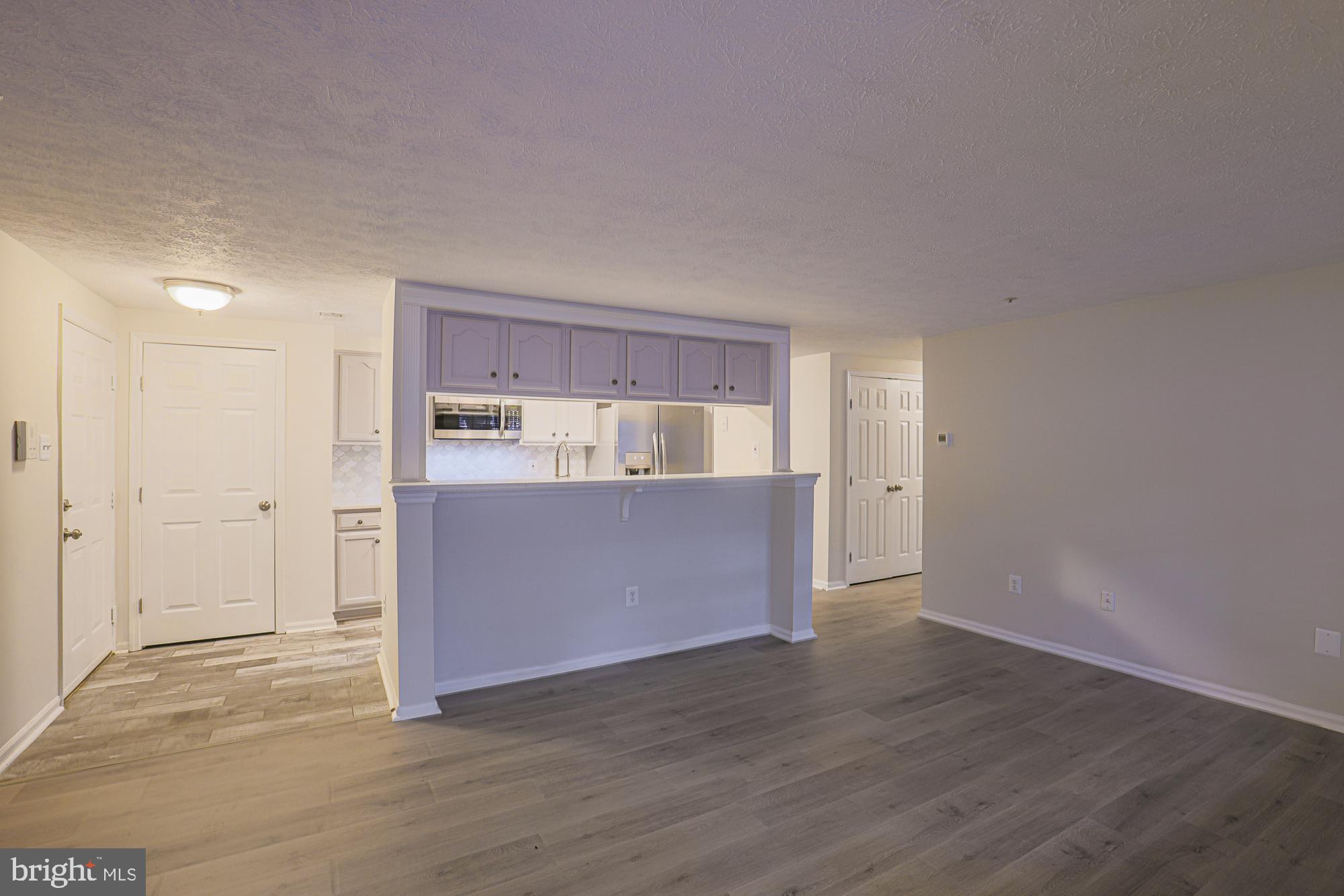 BRENTWOOD MANOR - Residential