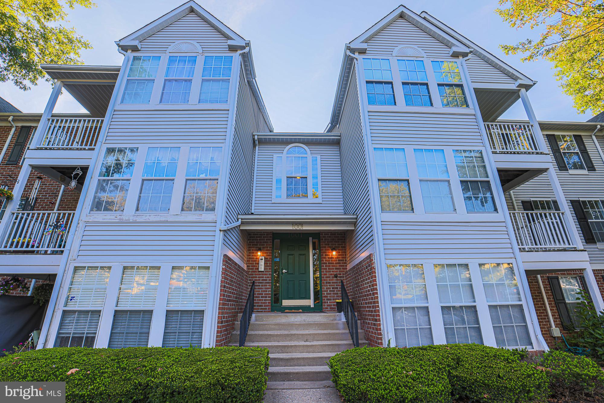 BRENTWOOD MANOR - Residential