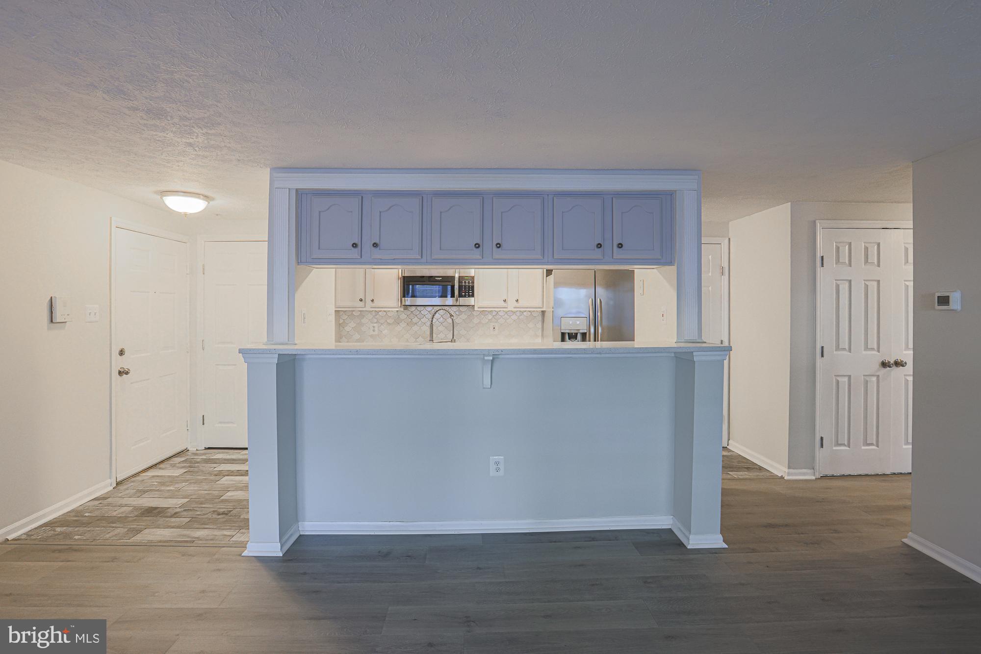 BRENTWOOD MANOR - Residential