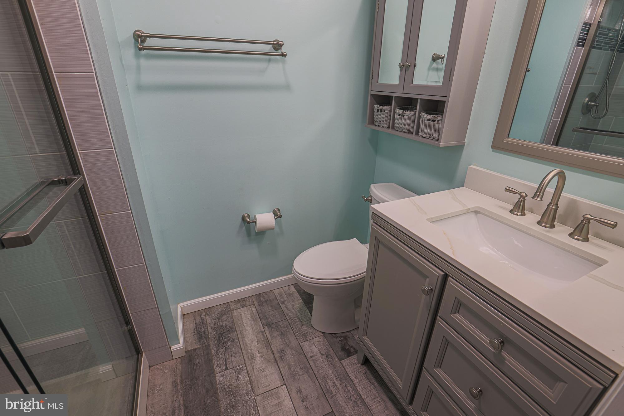 BRENTWOOD MANOR - Residential