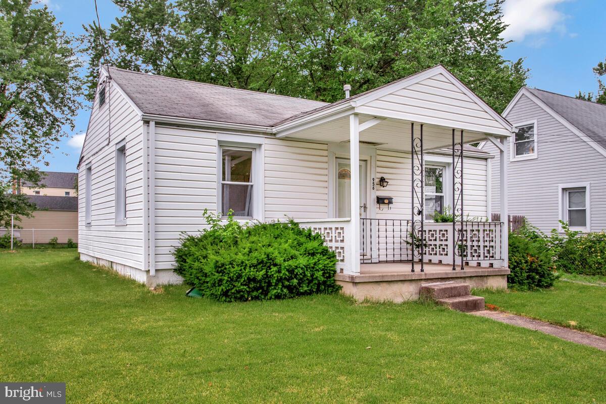 MARLYN TERRACE - Residential