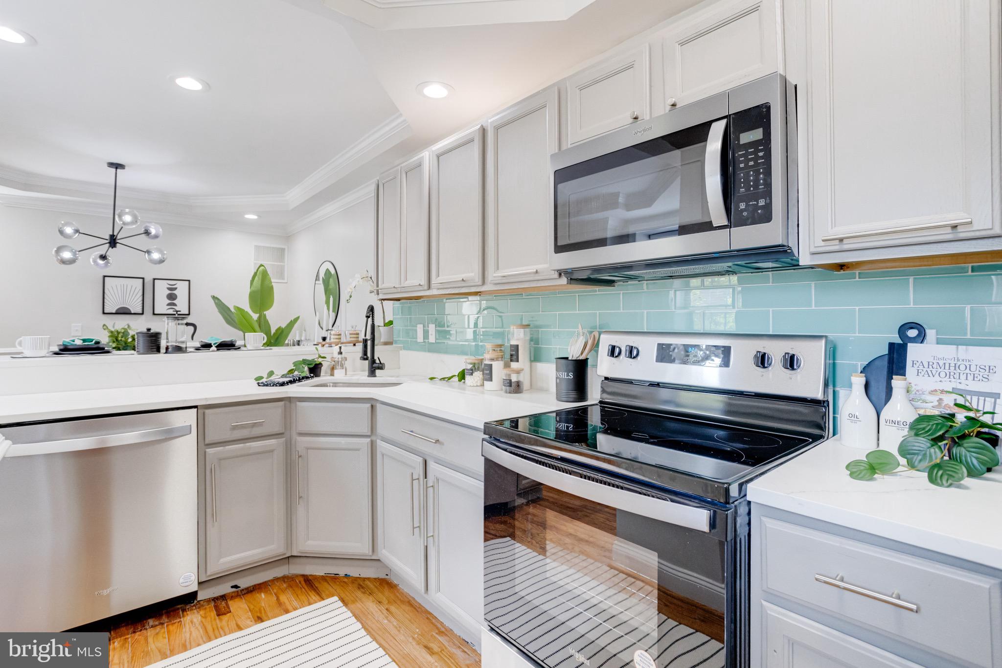 BALTIMORE HIGHLANDS - Residential