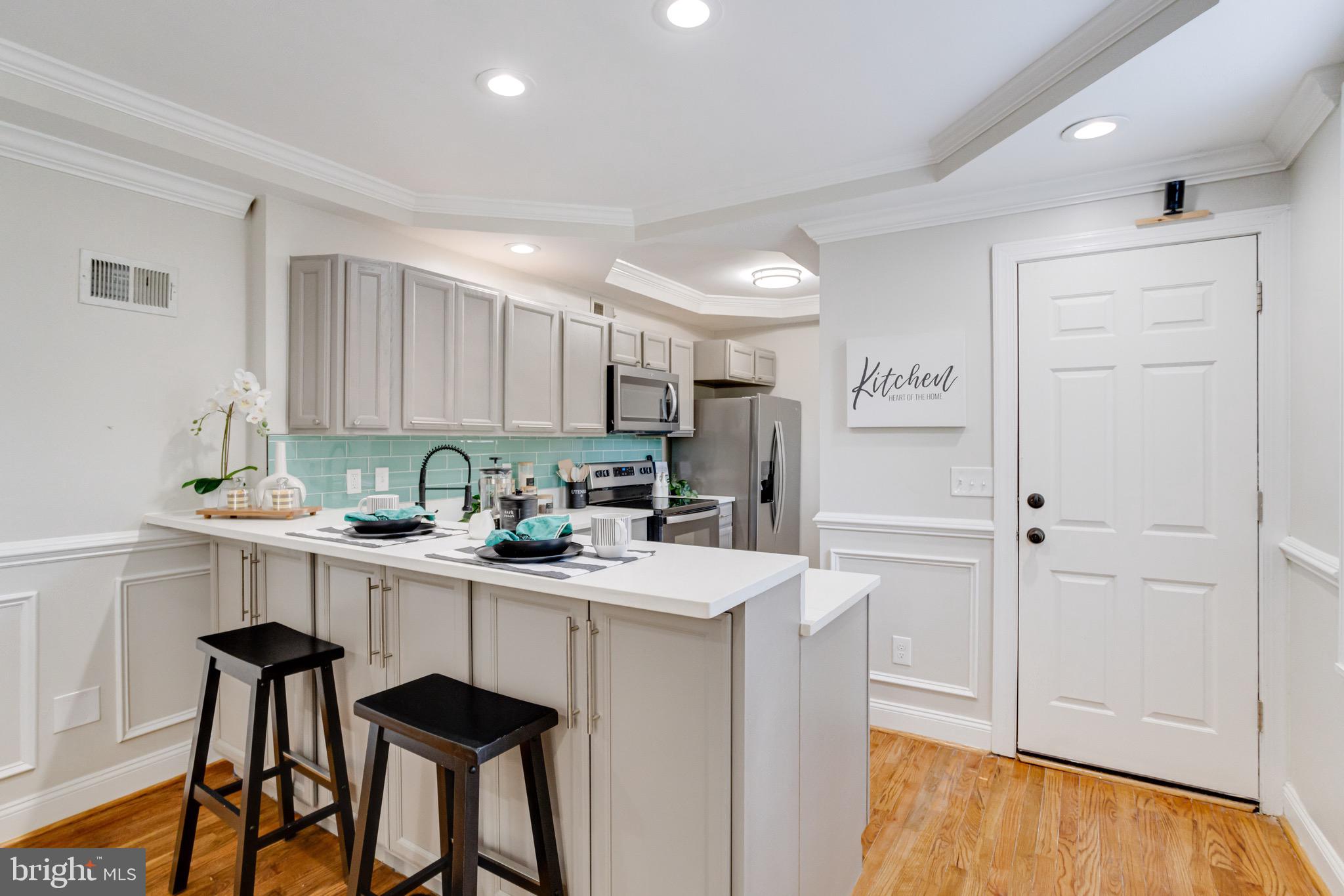 BALTIMORE HIGHLANDS - Residential