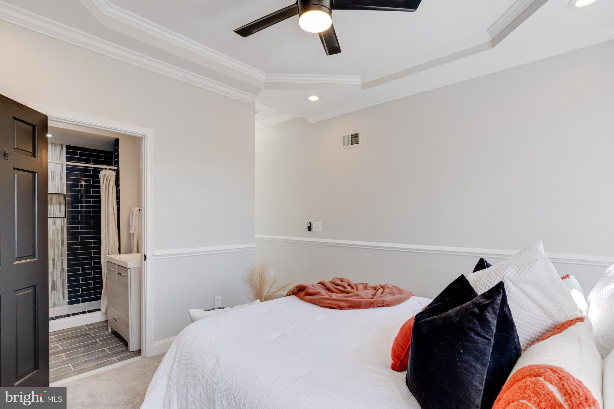 BALTIMORE HIGHLANDS - Residential