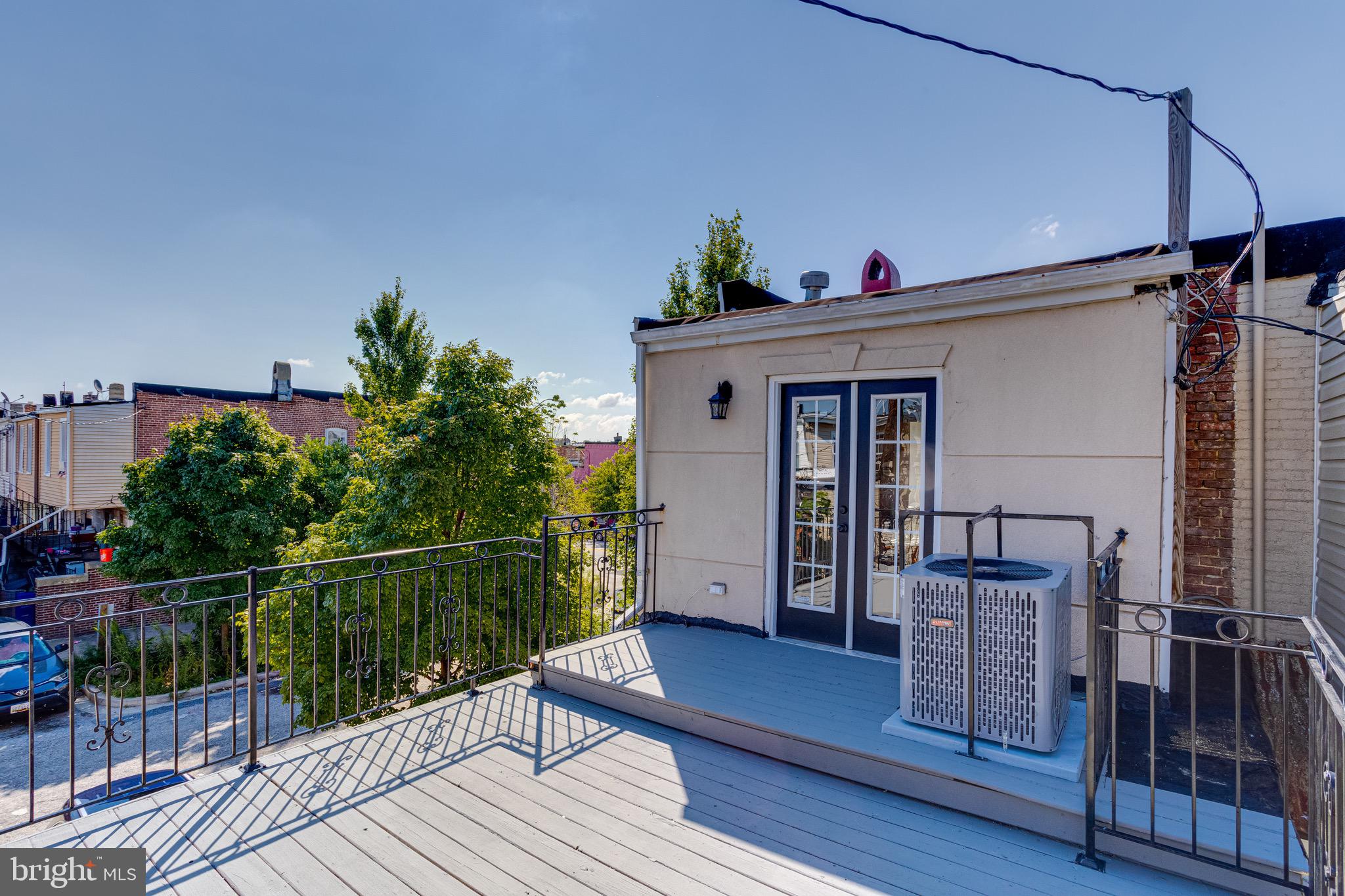 BALTIMORE HIGHLANDS - Residential