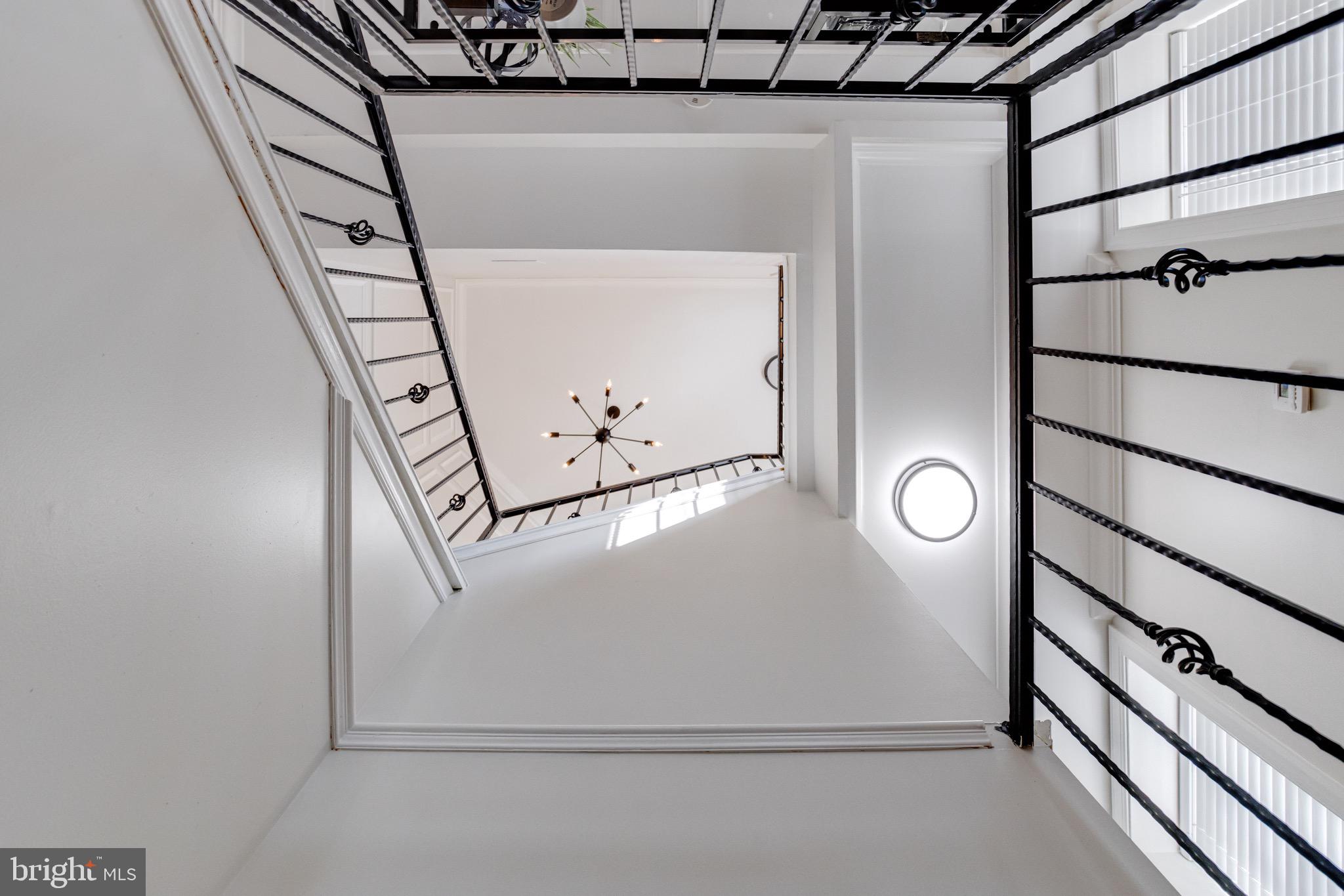 BALTIMORE HIGHLANDS - Residential