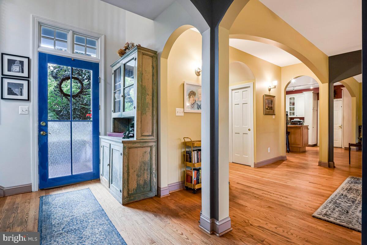 SUTTON WOODS - Residential