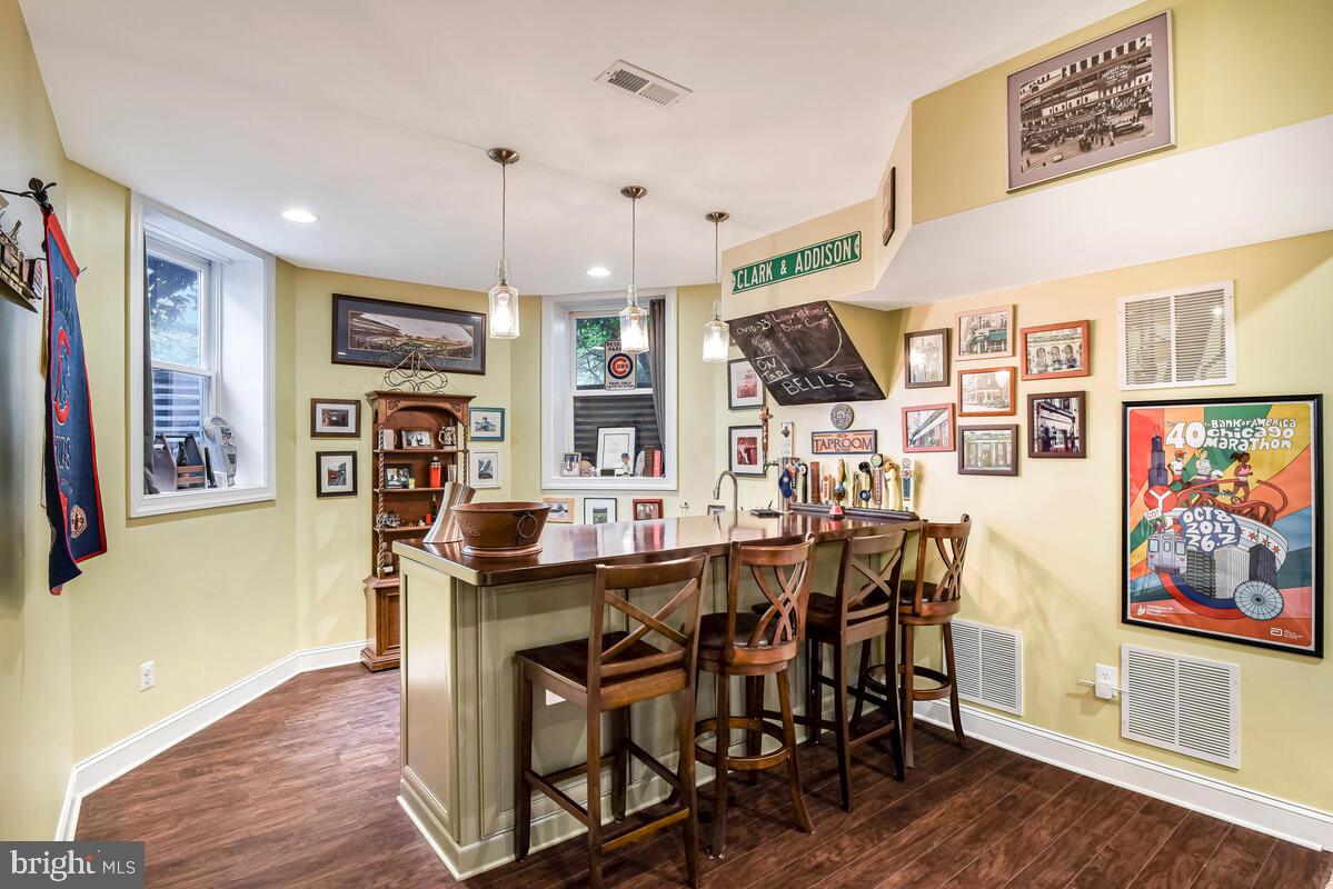 SUTTON WOODS - Residential