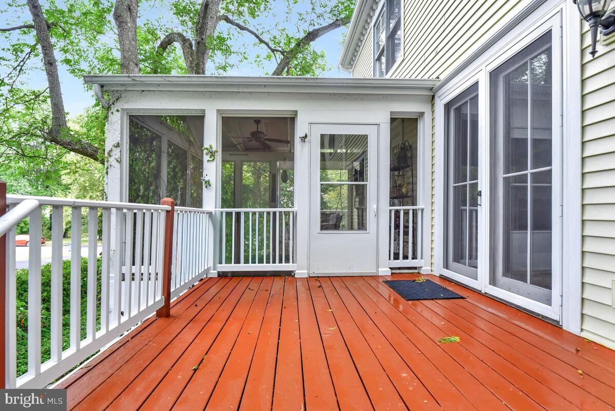 SUTTON WOODS - Residential