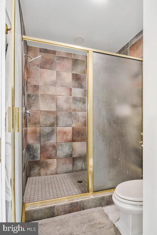 SUTTON WOODS - Residential