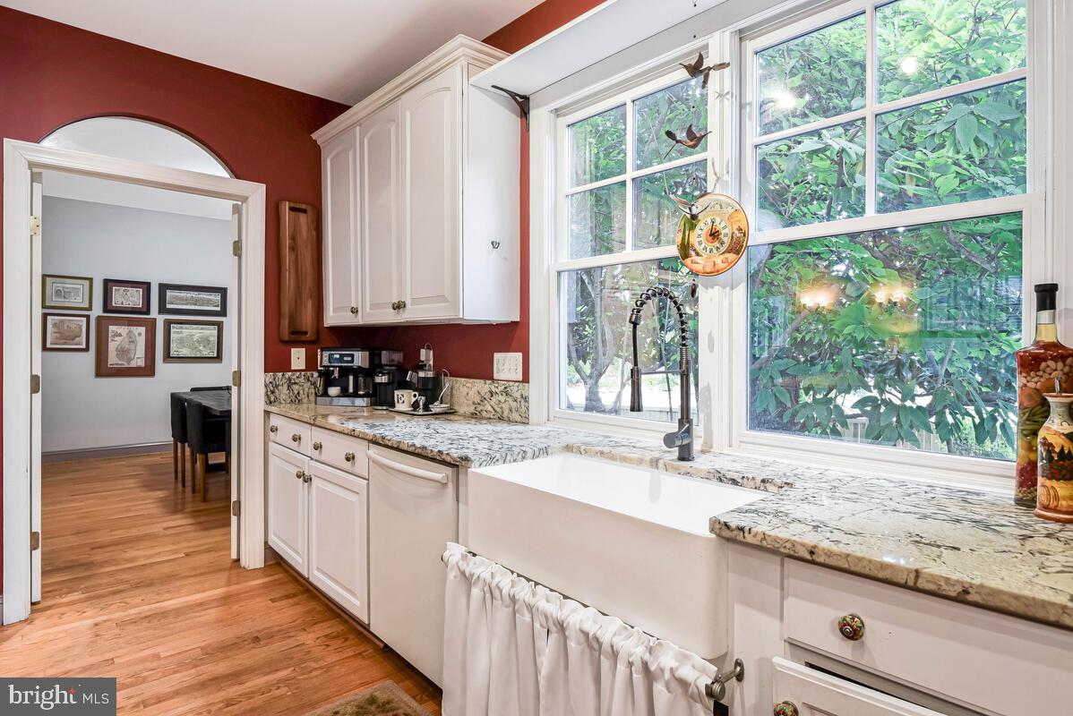 SUTTON WOODS - Residential