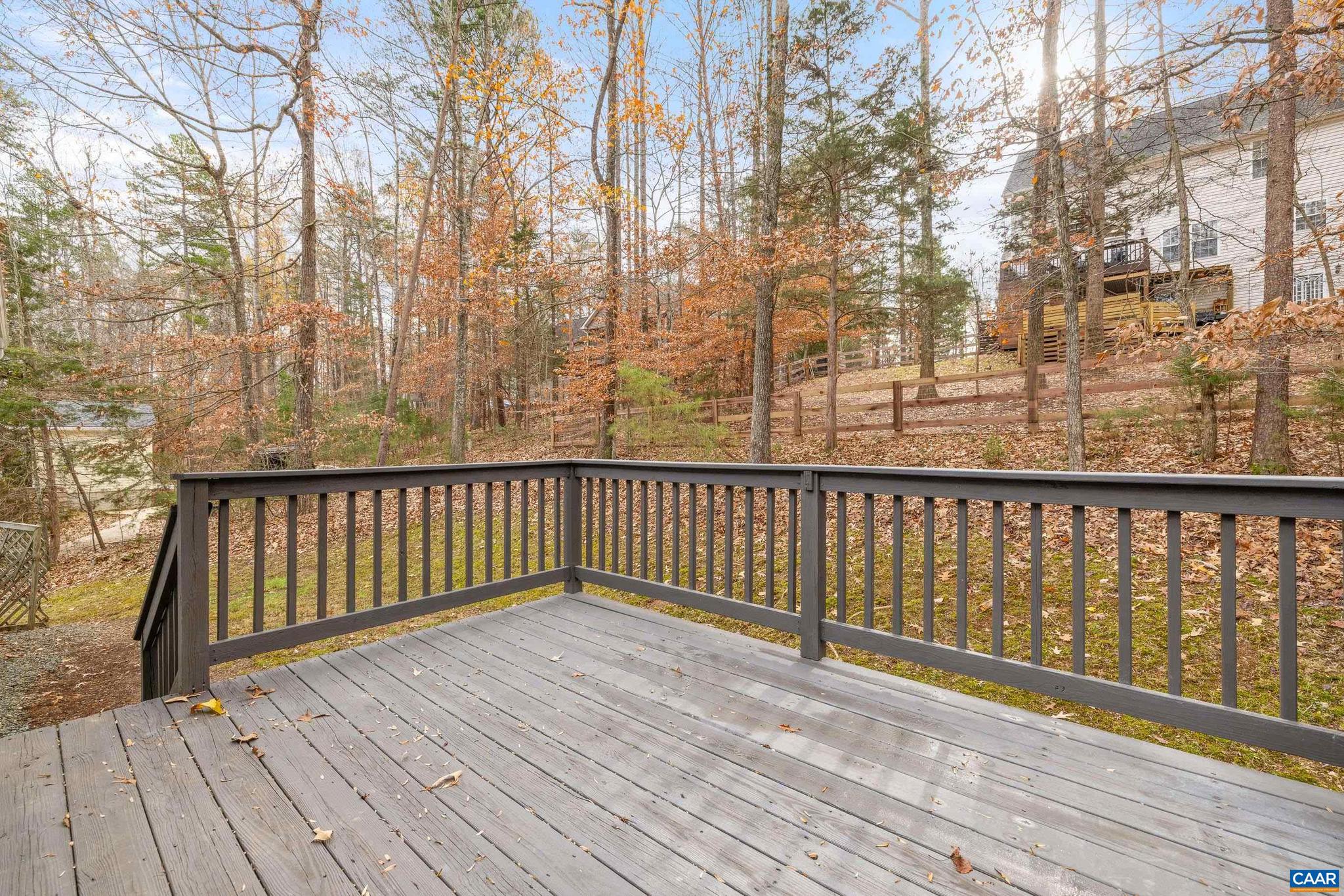 LAKE MONTICELLO - Residential