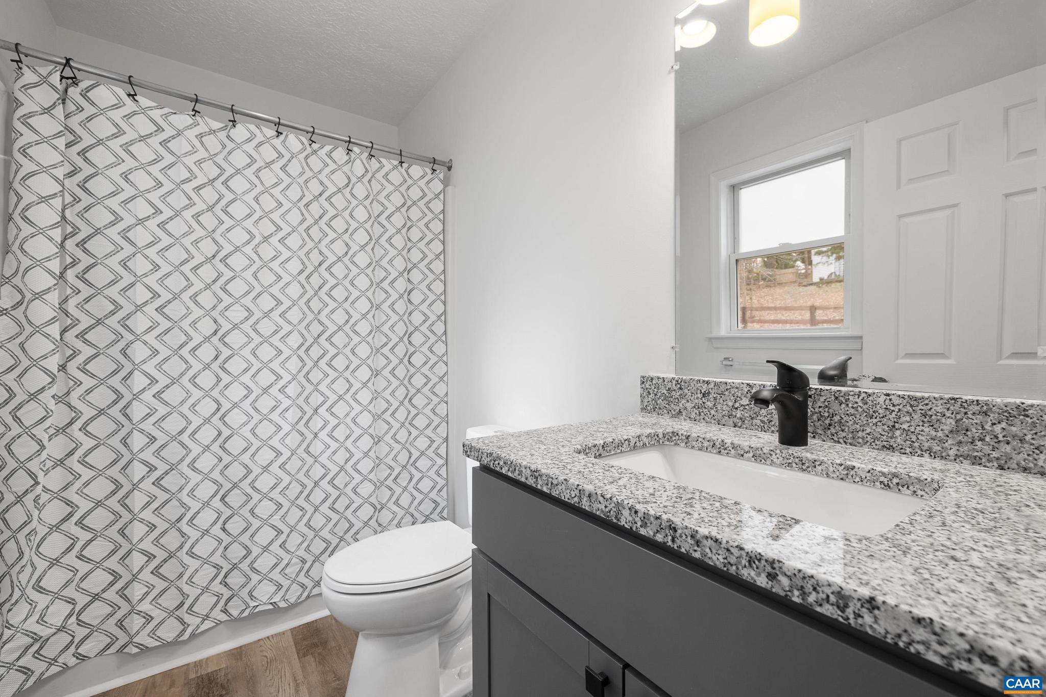 LAKE MONTICELLO - Residential