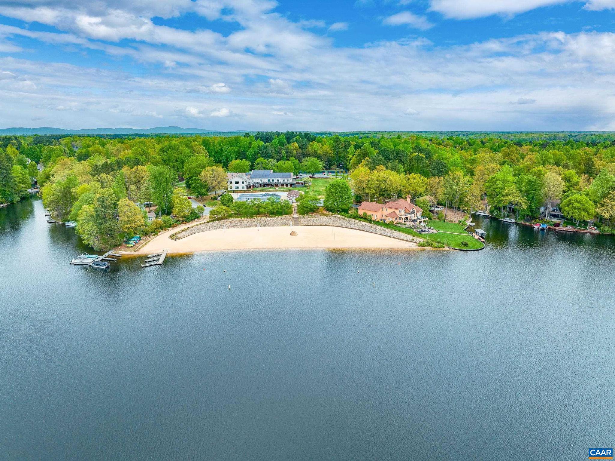 LAKE MONTICELLO - Residential