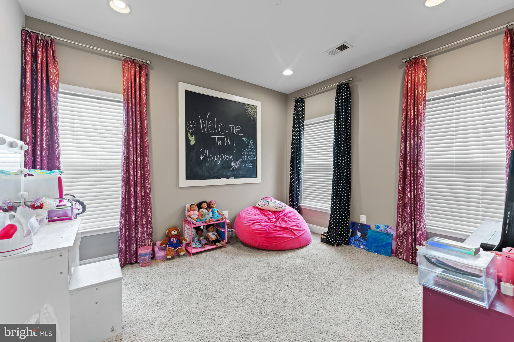 BRICK YARD STATION - Residential