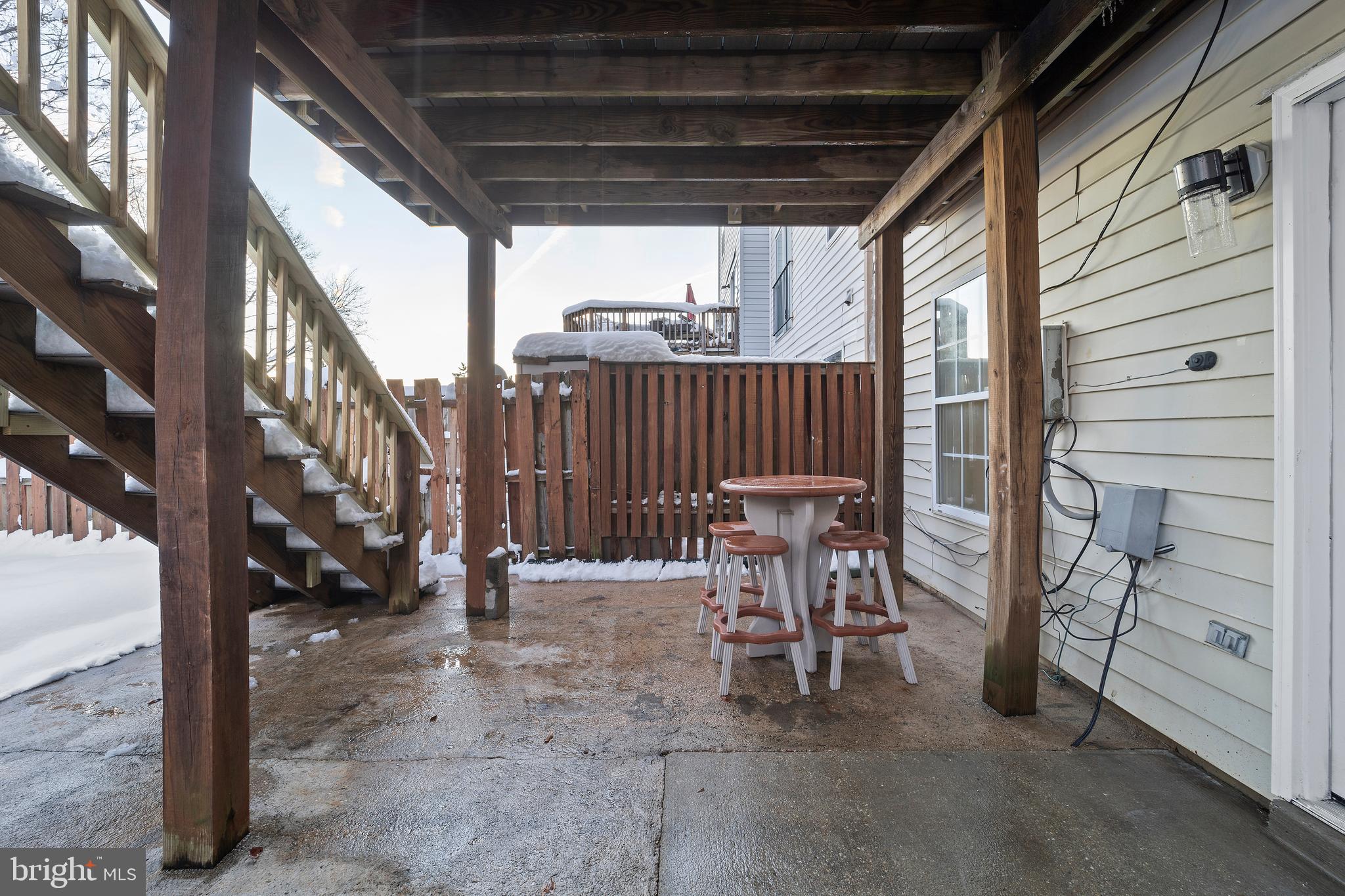 REGENCY TOWNS - Residential