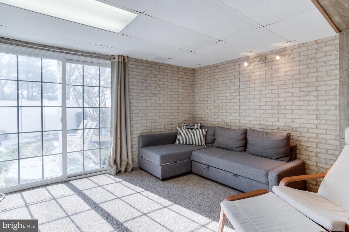 BELMONT SOUTH - Residential