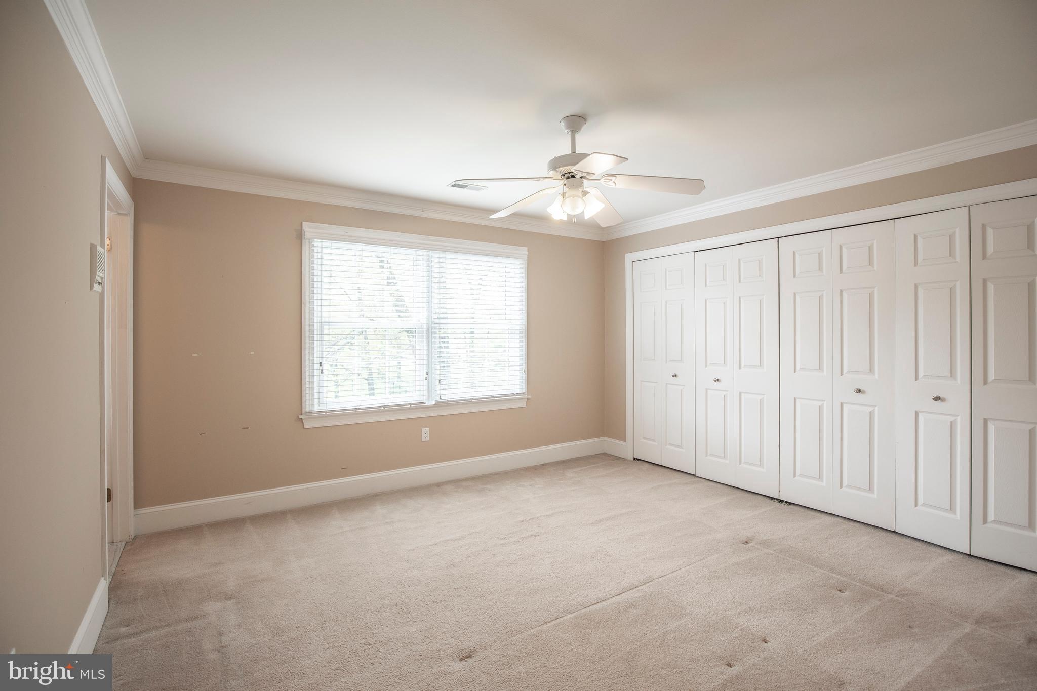 HIDDEN LAKE - Residential