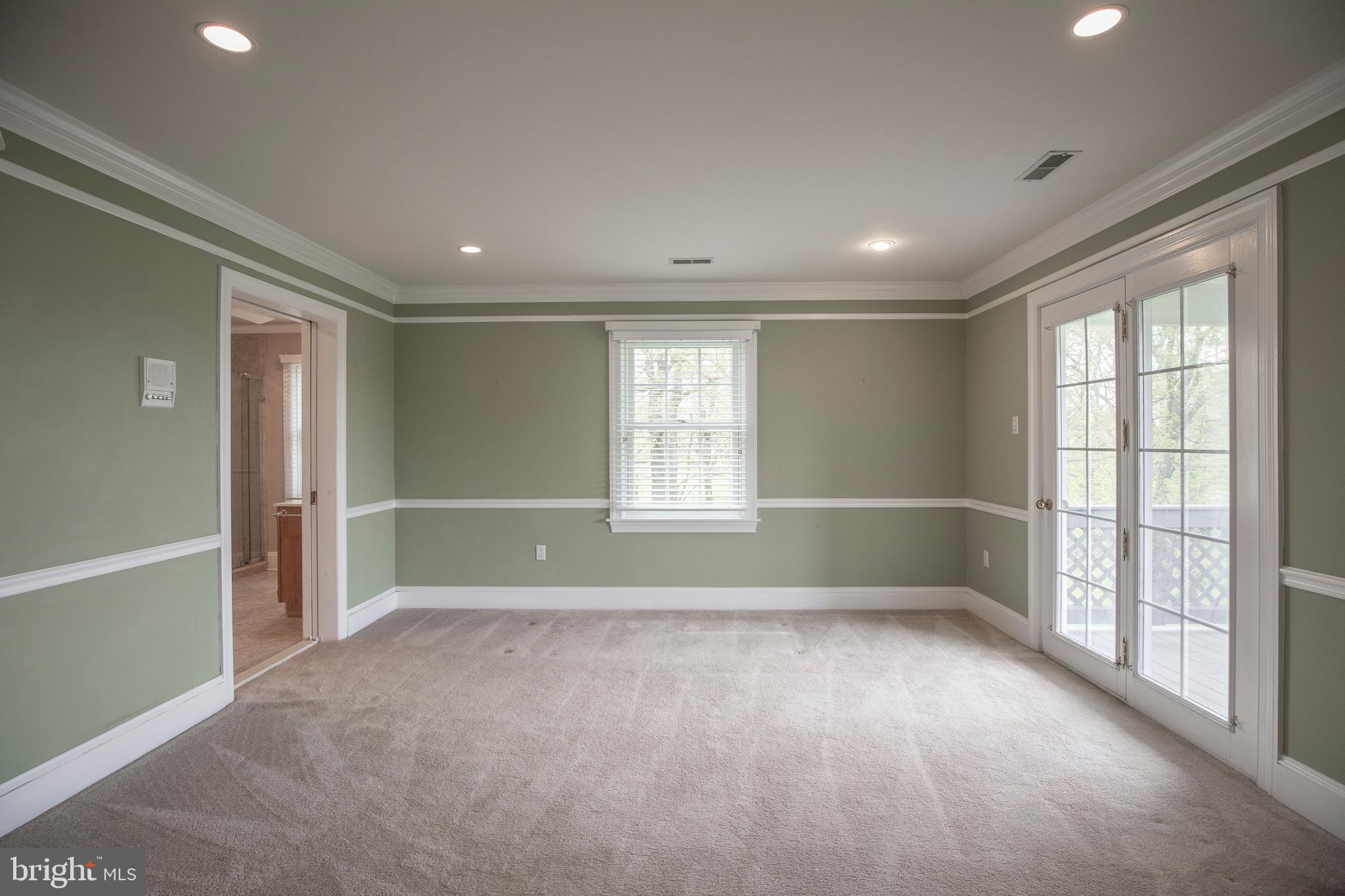 HIDDEN LAKE - Residential