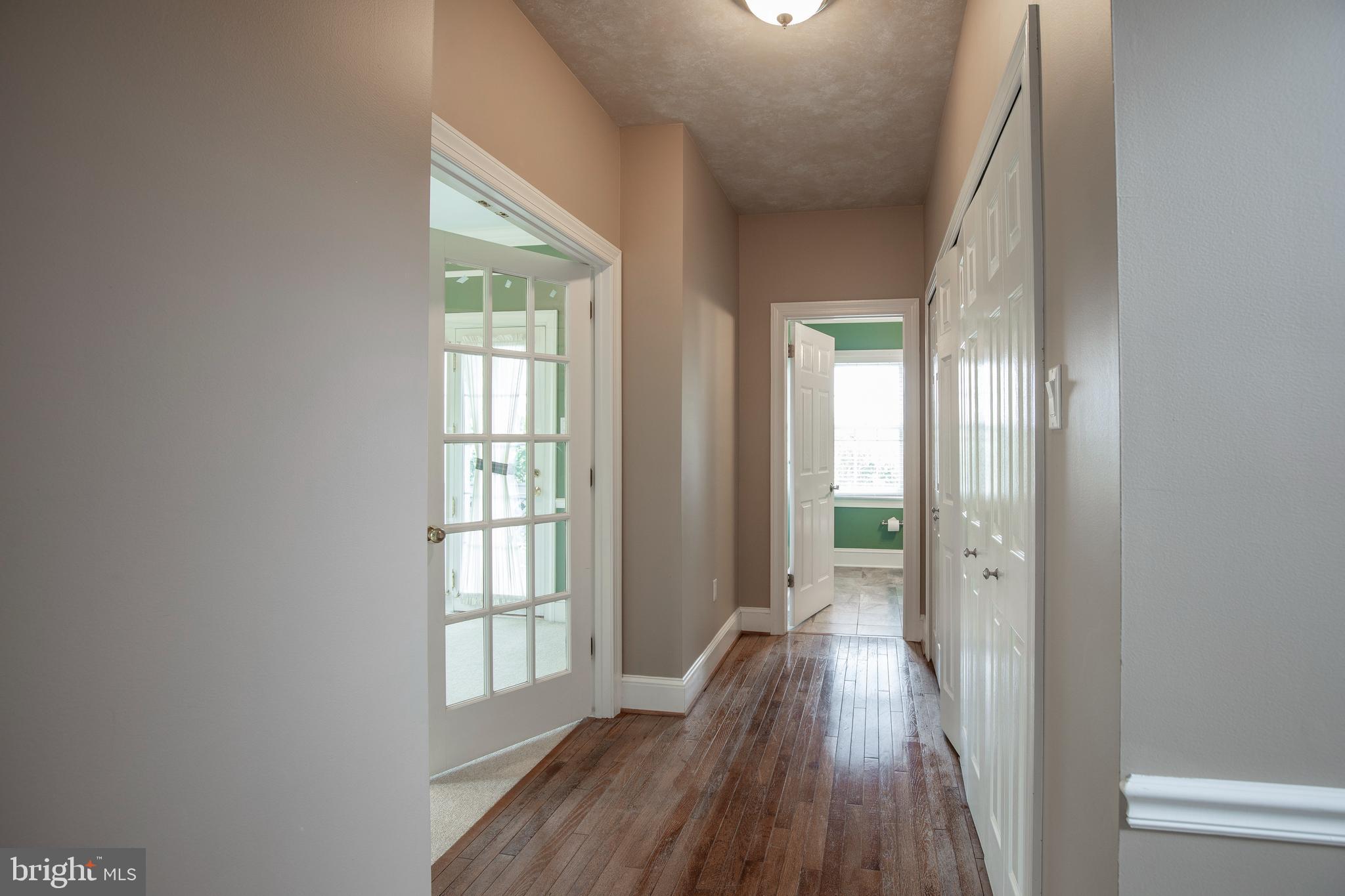 HIDDEN LAKE - Residential