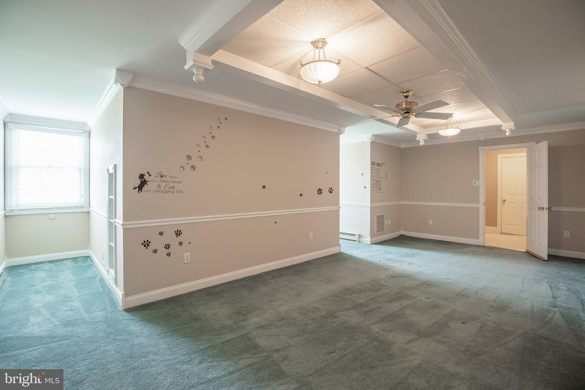 HIDDEN LAKE - Residential