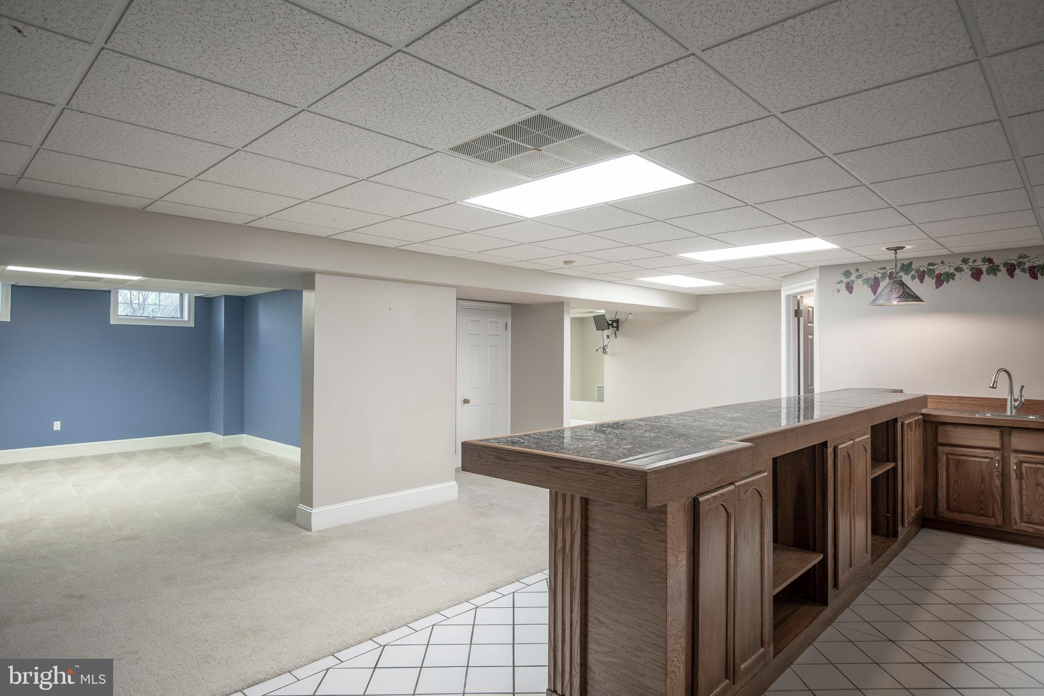 HIDDEN LAKE - Residential