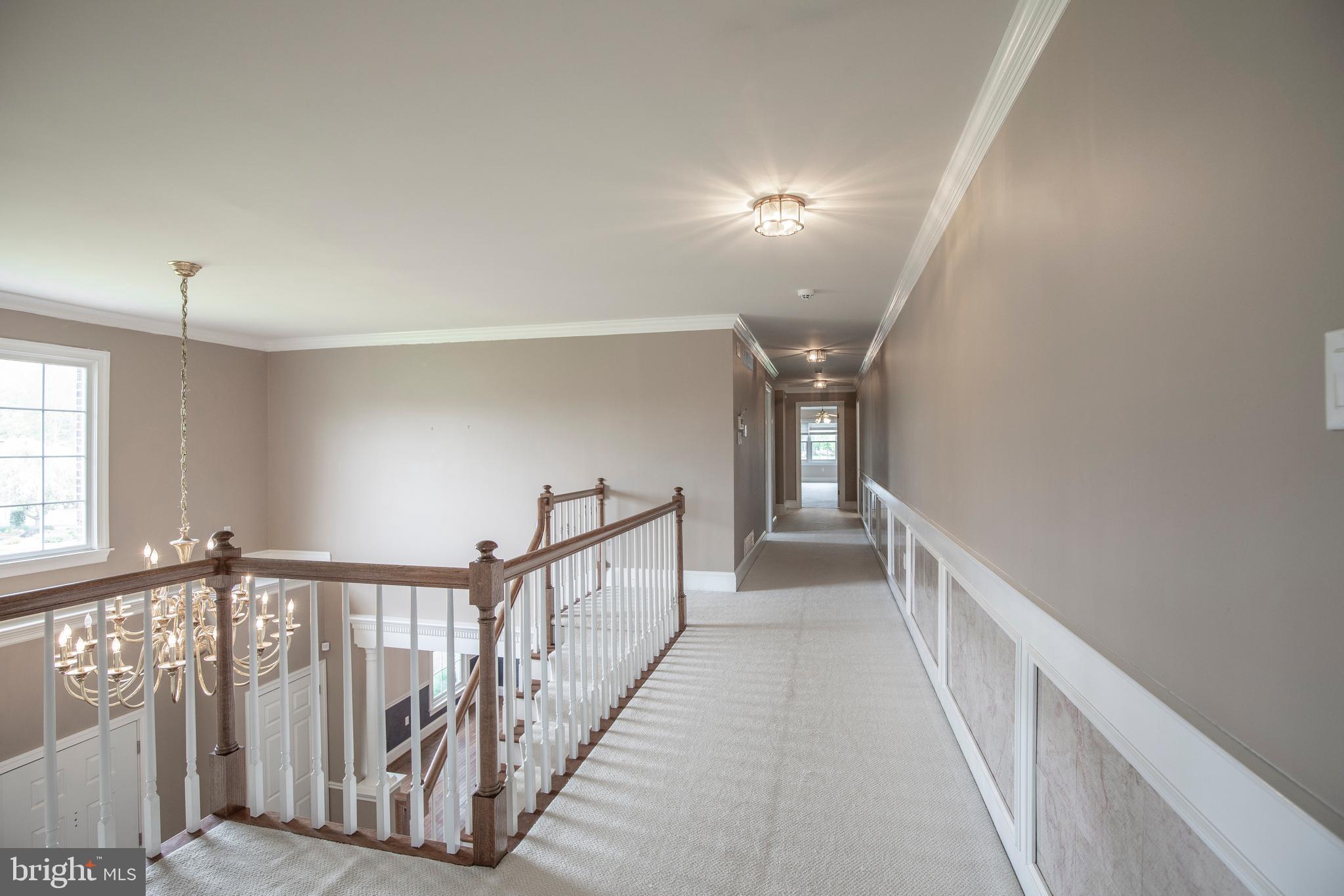 HIDDEN LAKE - Residential