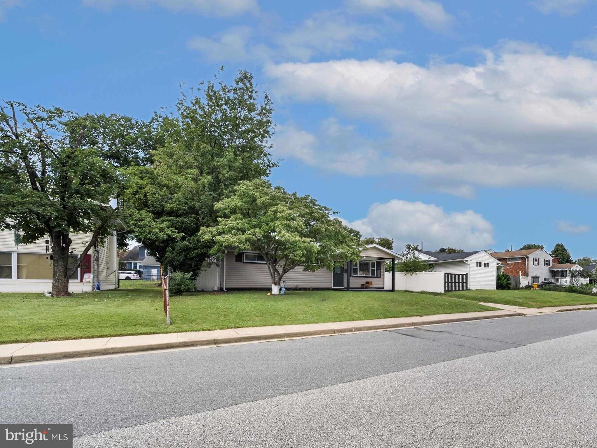 504 HAMLEN ROAD