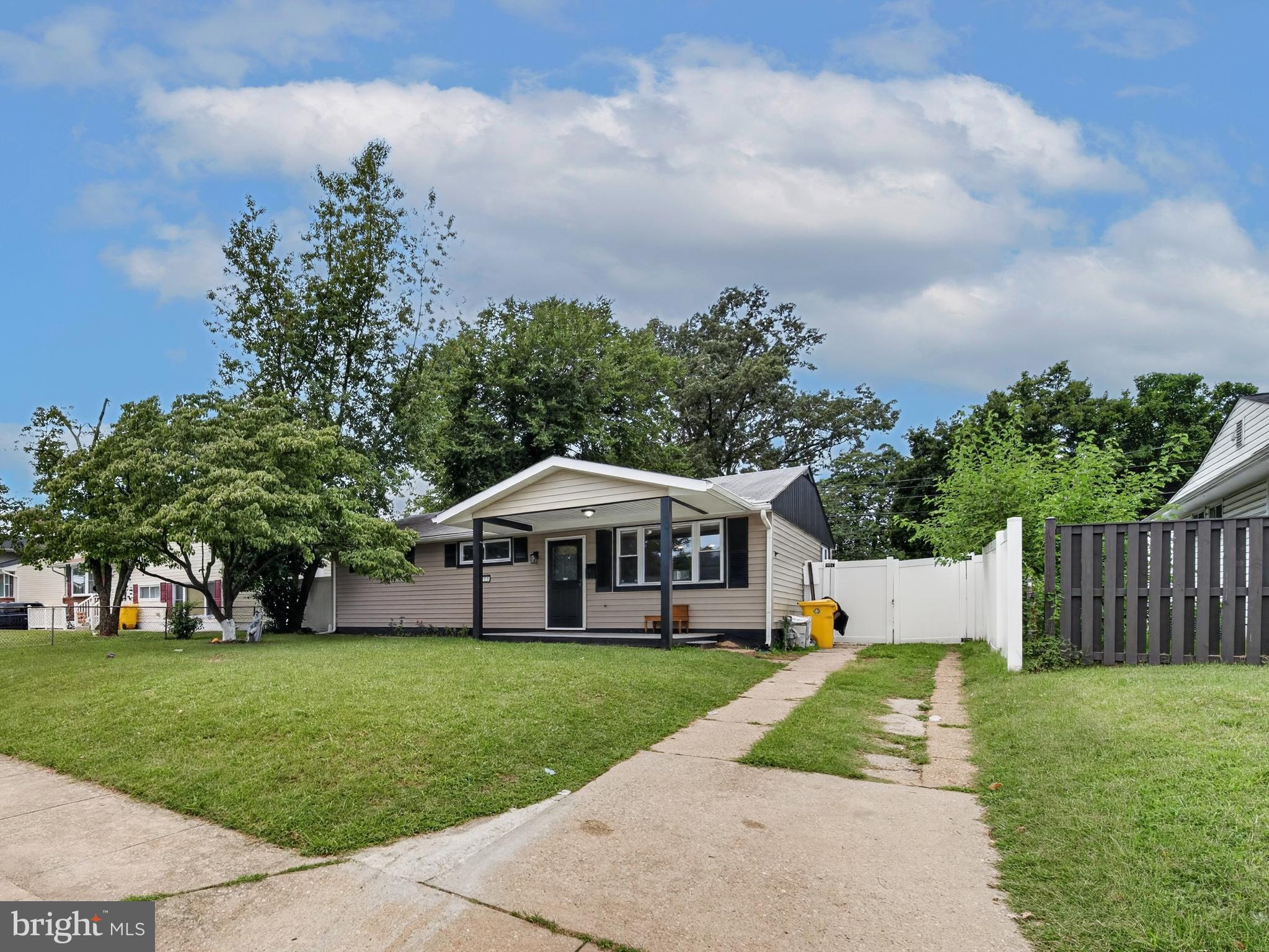 504 HAMLEN ROAD