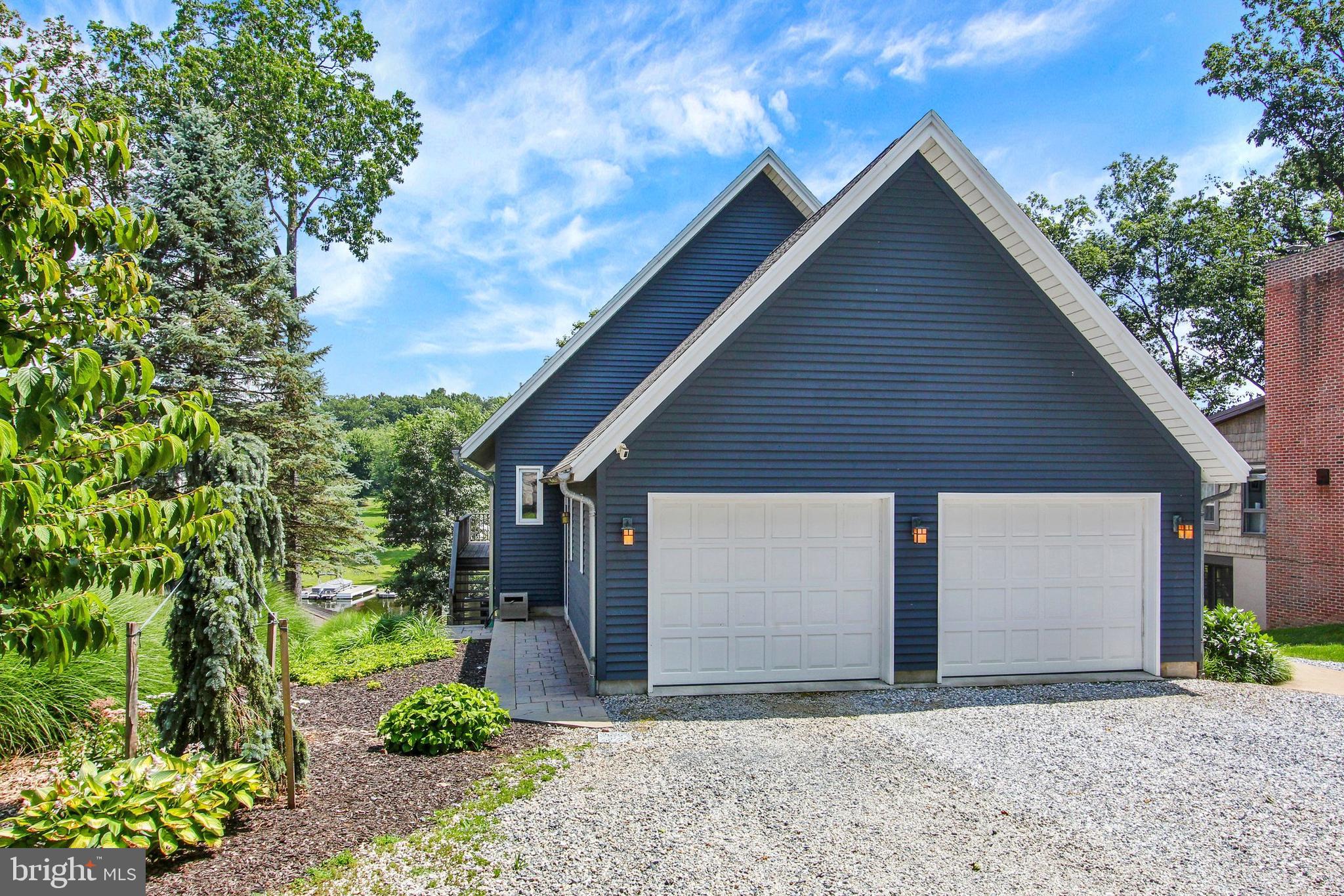 276 LAKE MEADE DRIVE