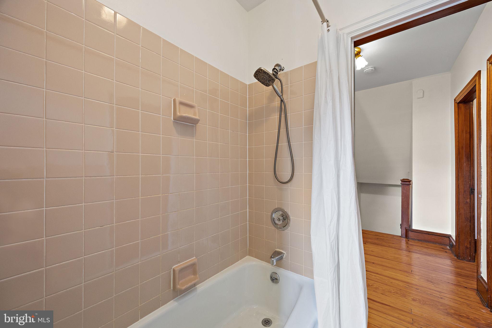 BAYNARD VILLAGE - Residential Income