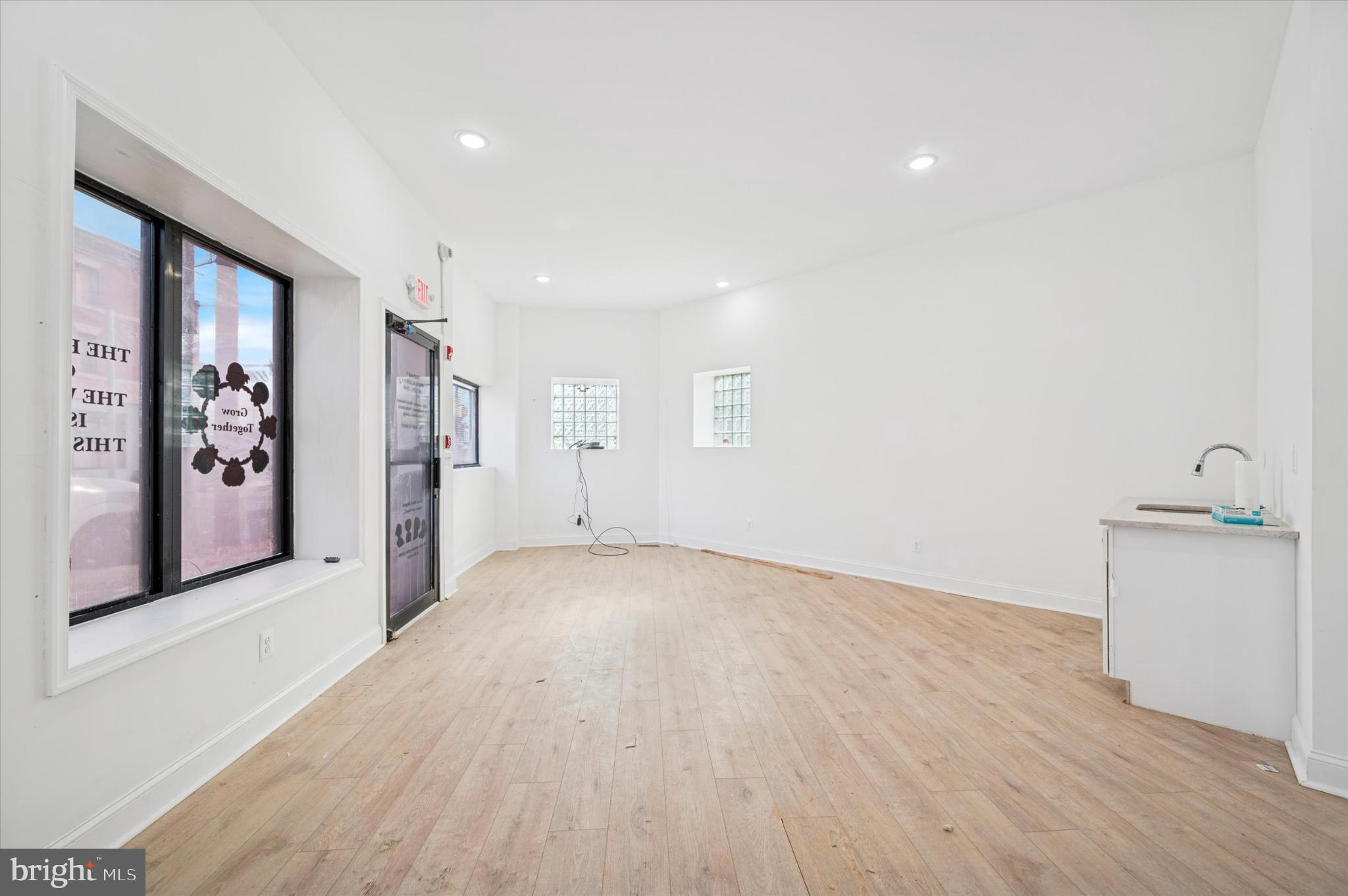 6006 HAVERFORD AVENUE 6008