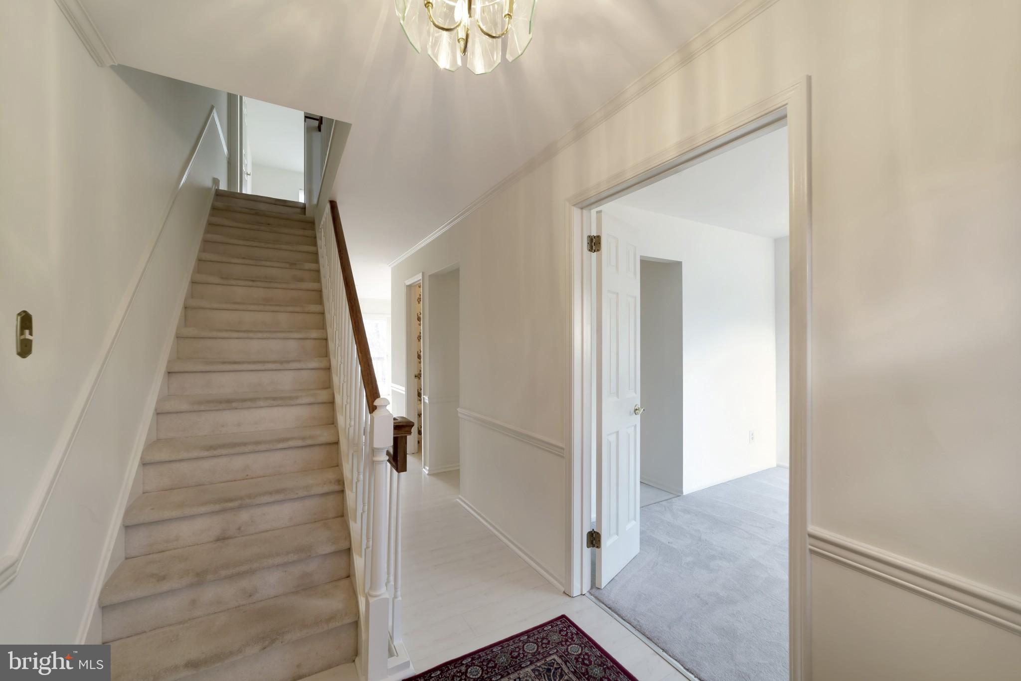 PICKET POST - Residential Lease