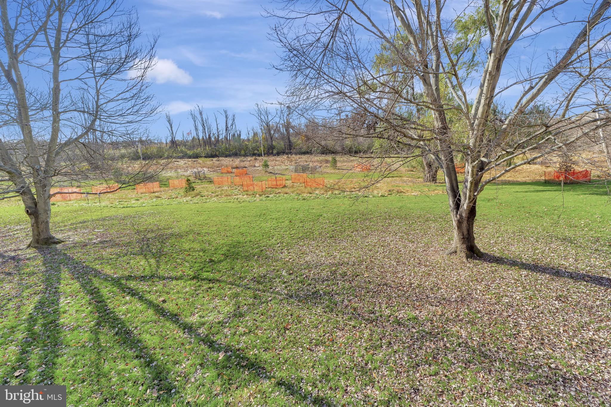 PICKET POST - Residential Lease