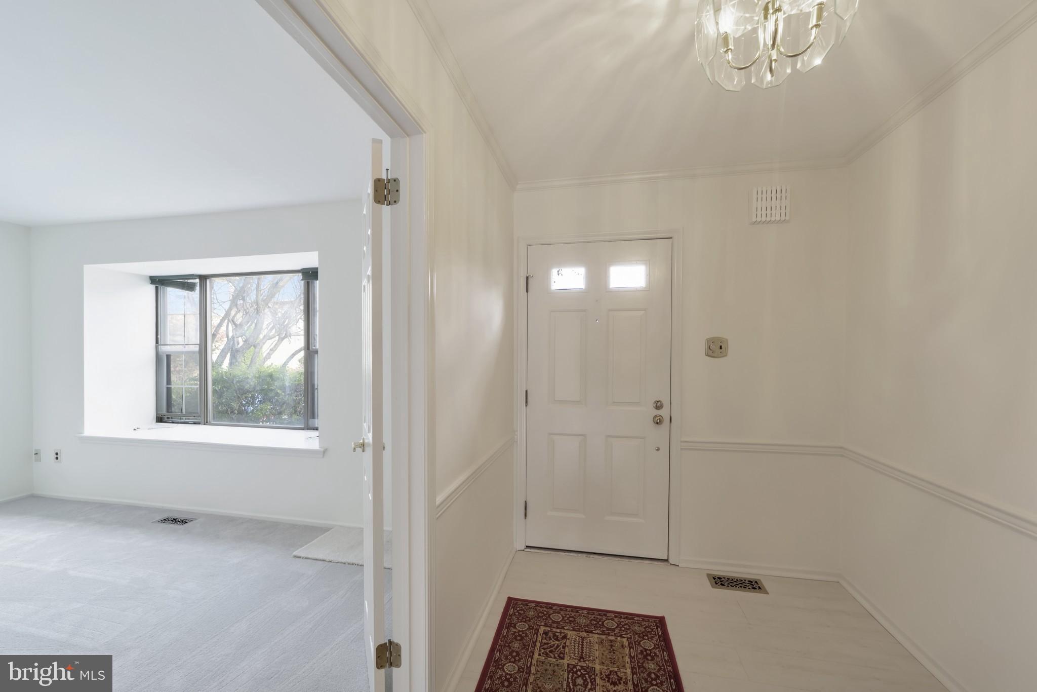 PICKET POST - Residential Lease