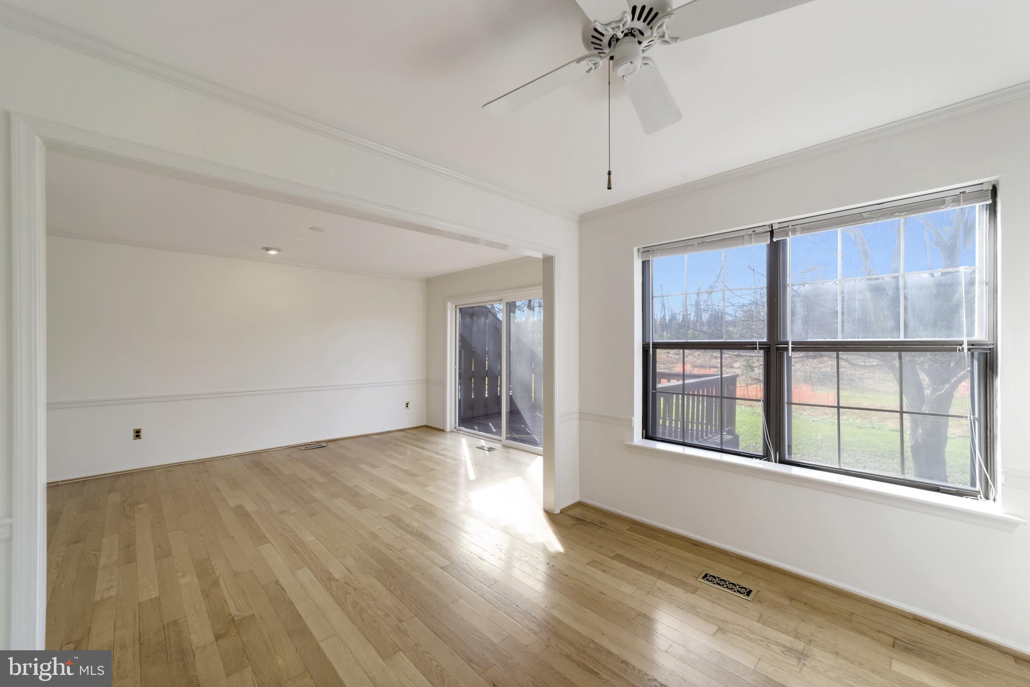 PICKET POST - Residential Lease