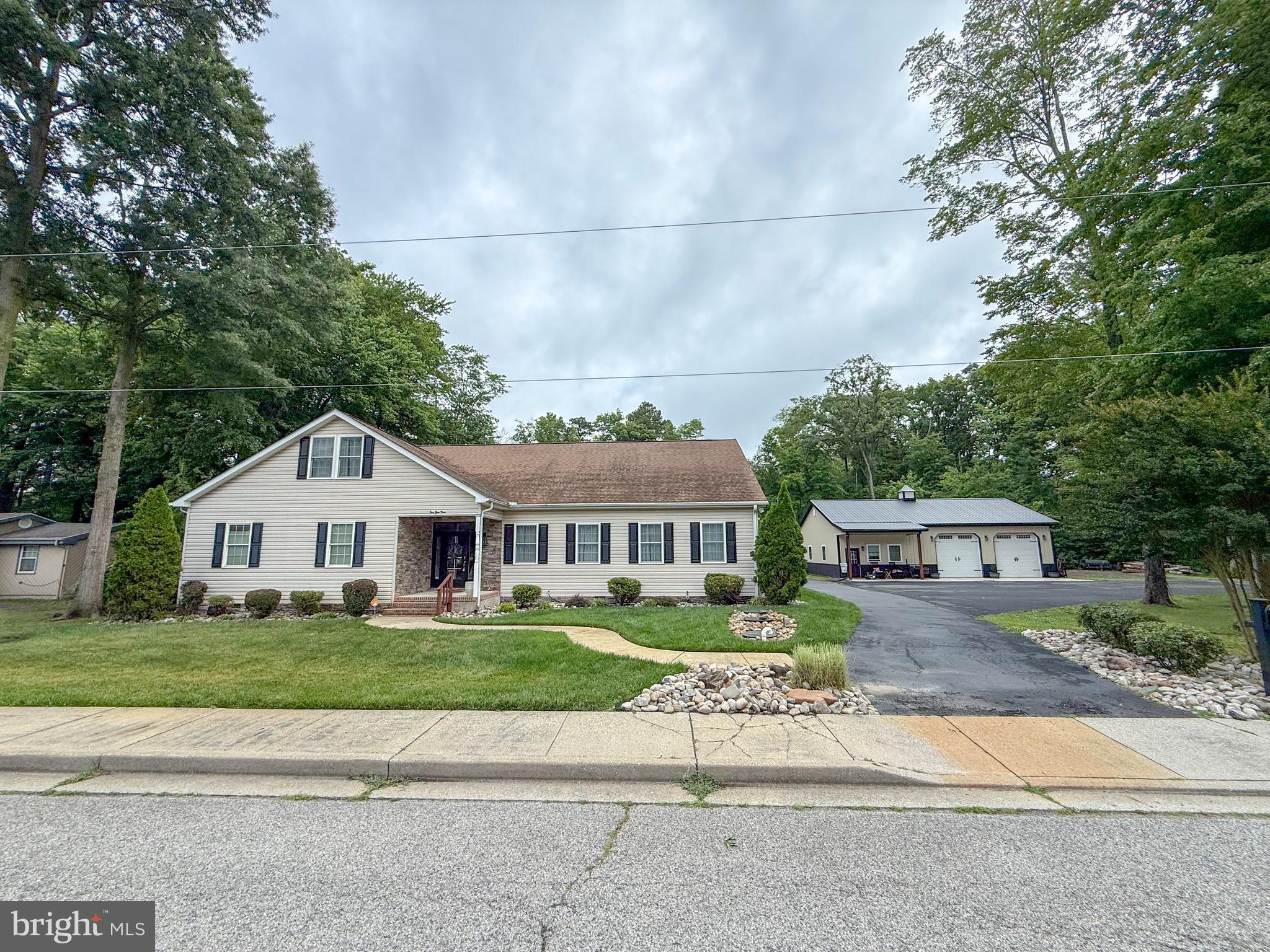 Photo 1 of 35 — 209 W JEWELL STREET, DELMAR, DE 19940