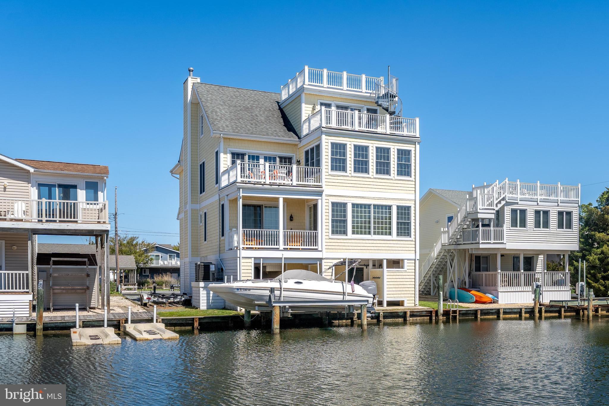 BAYVIEW PARK - Residential