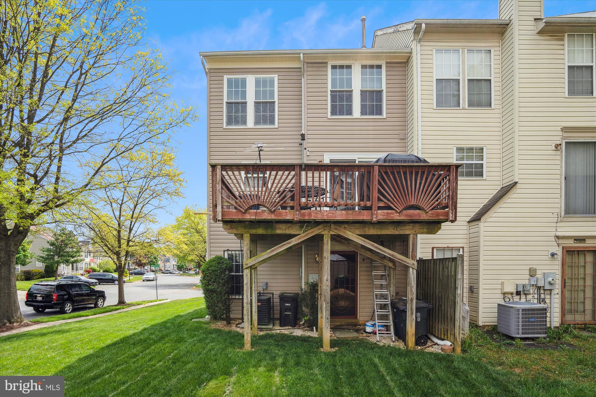 PENNSYLVANIA CROSSING - Residential