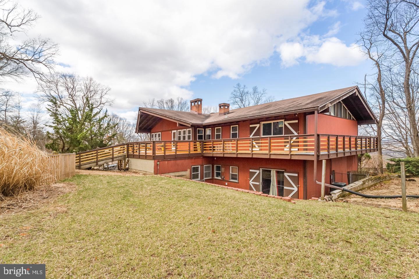SKYLINE ESTATES - Residential