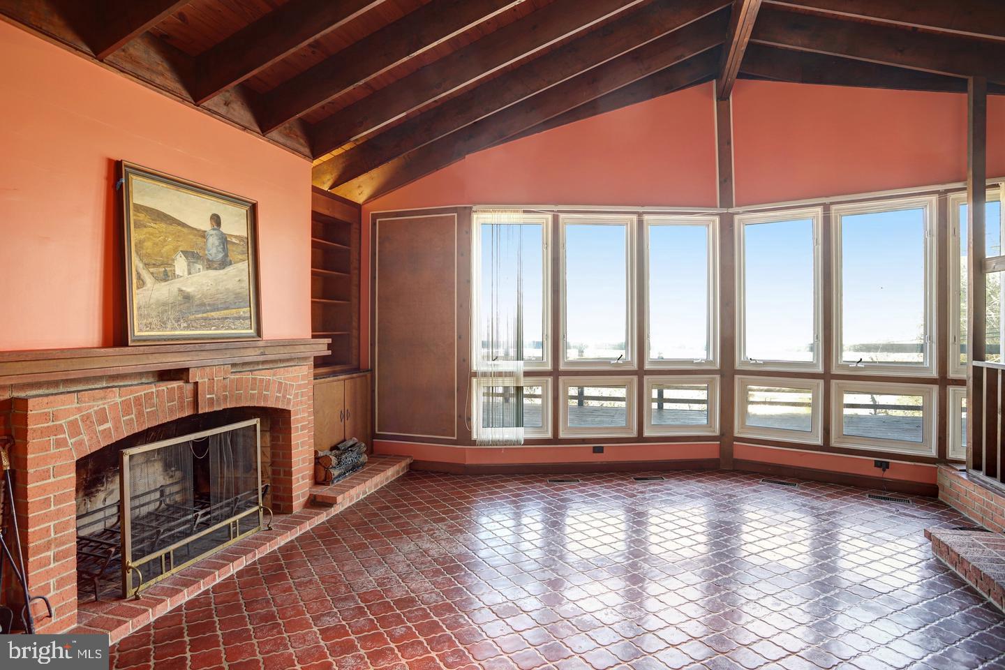SKYLINE ESTATES - Residential