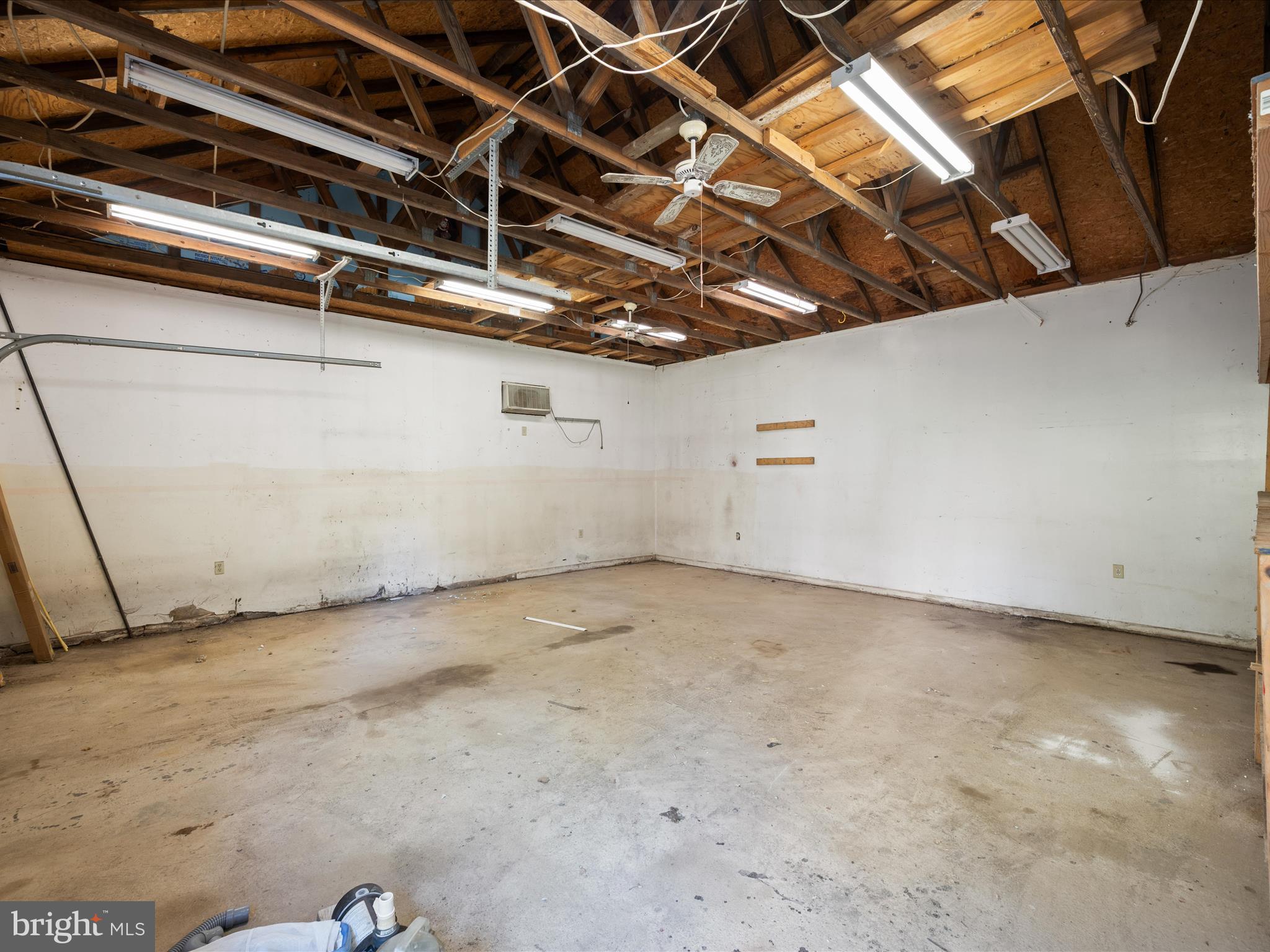 HERITAGE HILLS - Residential