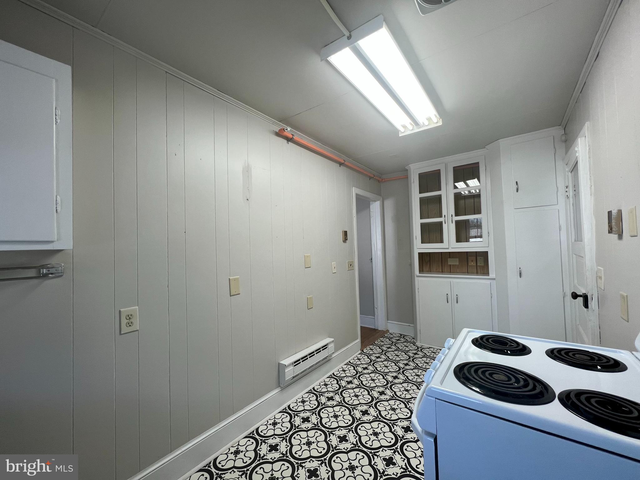 CHARLES TOWN - Residential Lease