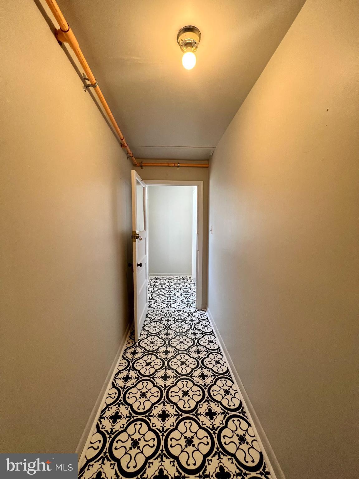 CHARLES TOWN - Residential Lease